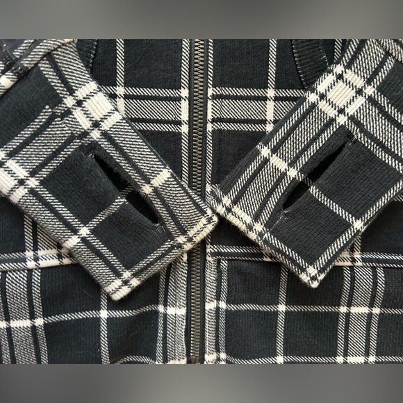 EUC lululemon Scuba Hoodie II Varsity Plaid Size 4 - Picture 5 of 10